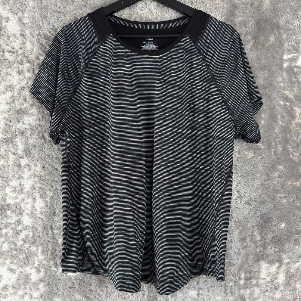 Tek Gear Mens‎ Size XXL DryTEK Stretch Shirt Heather Gray Short Sleeve Pullover